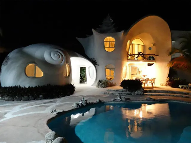 Shellhouse Outside