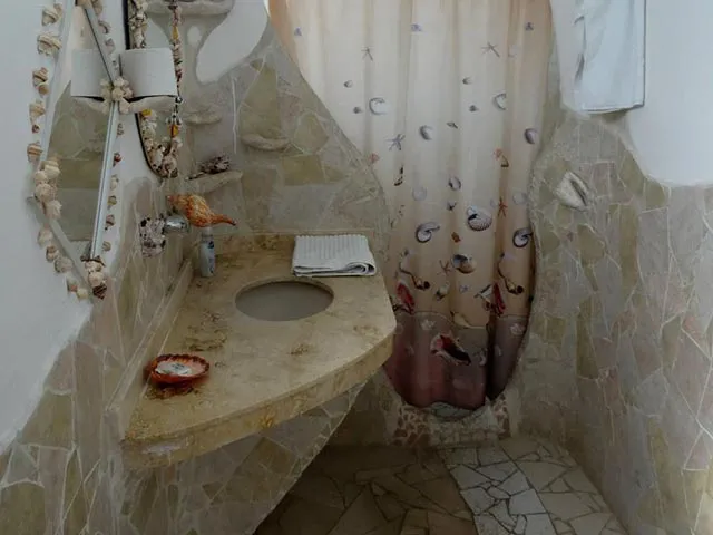 shellhouse Inside